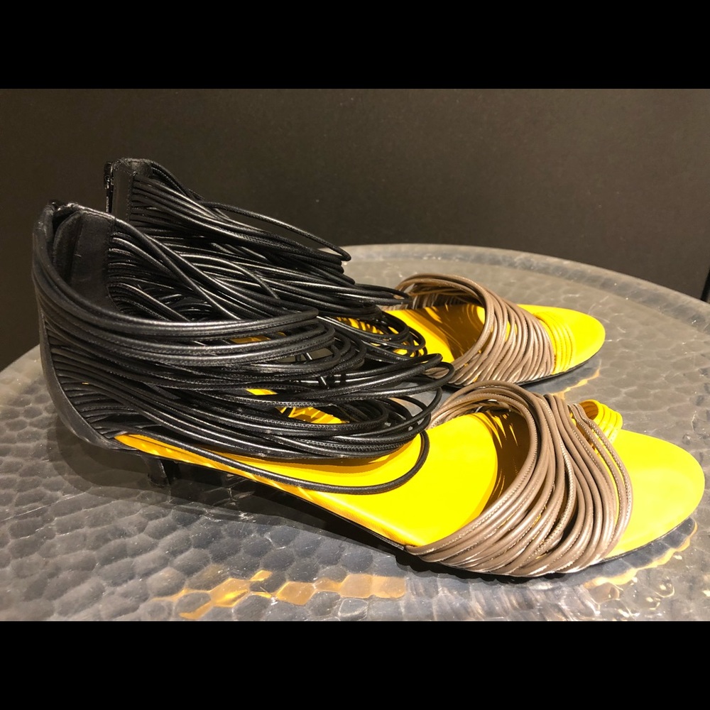 Bottega Veneta sandals.